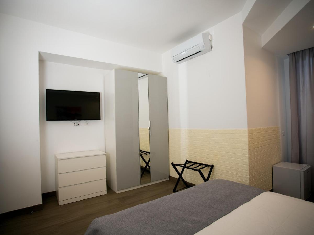 Anastasio Vatican Rooms G H Рим Екстериор снимка